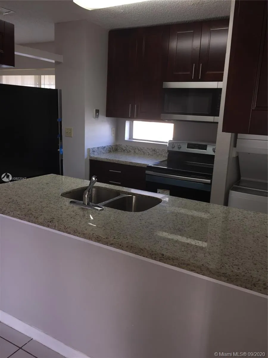 15645 SW 74th Cir Dr # 5, Miami FL 33193