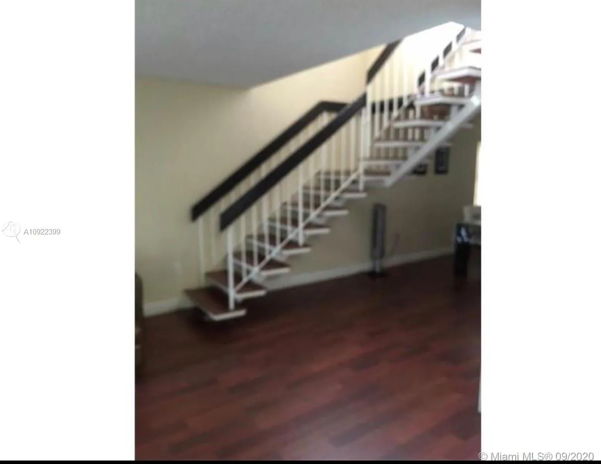 1125 SW 117th Ct # I, Miami FL 33184