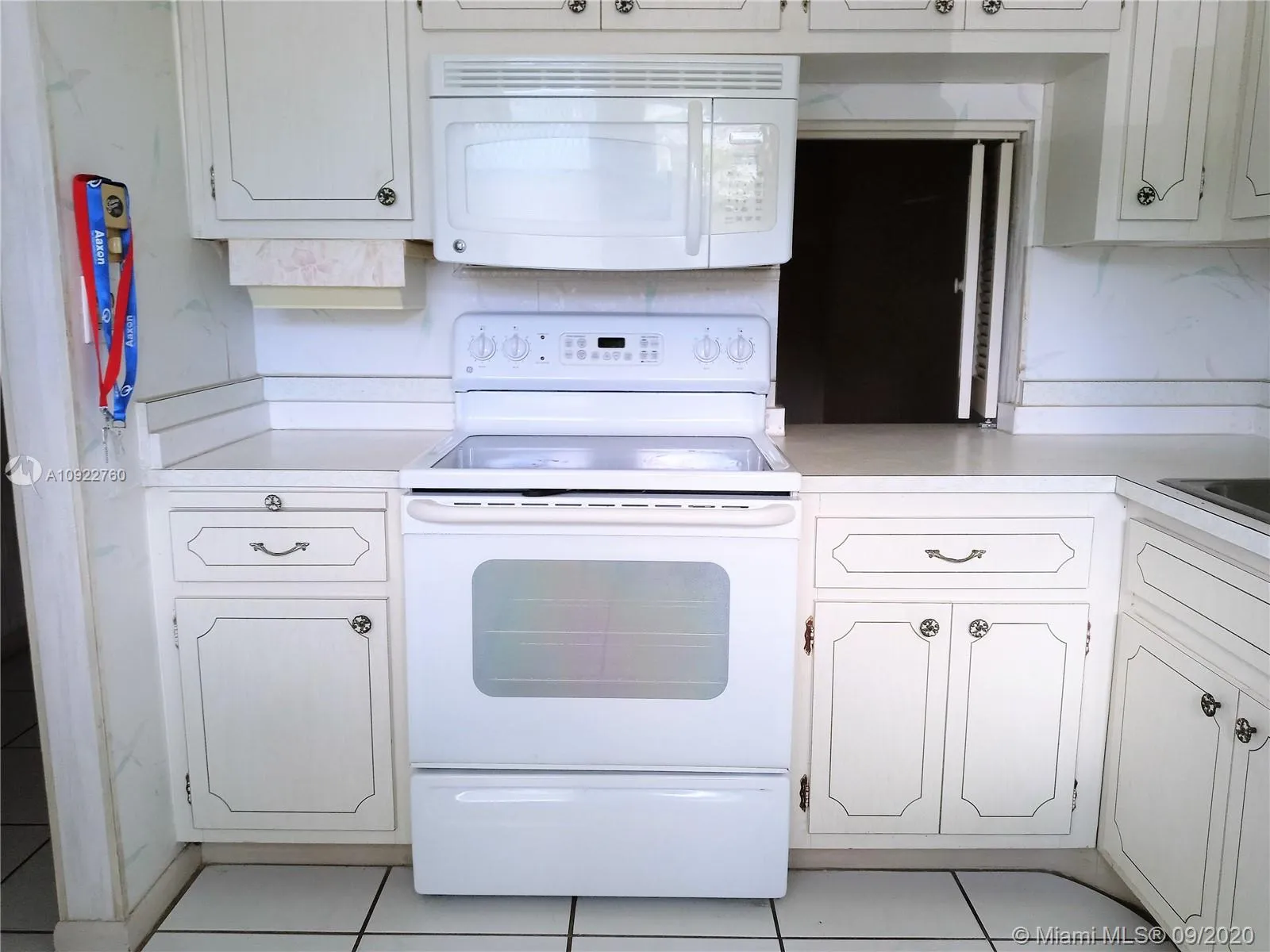 2200 Park Ln # 109, Hollywood FL 33021
