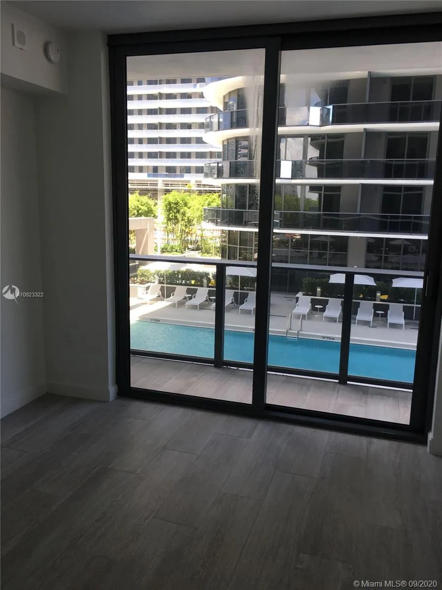 55 SW 9th St # 1102, Miami FL 33130