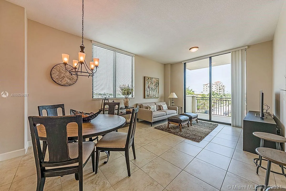 1300 Ponce De Leon Blvd # 403, Coral Gables FL 33134