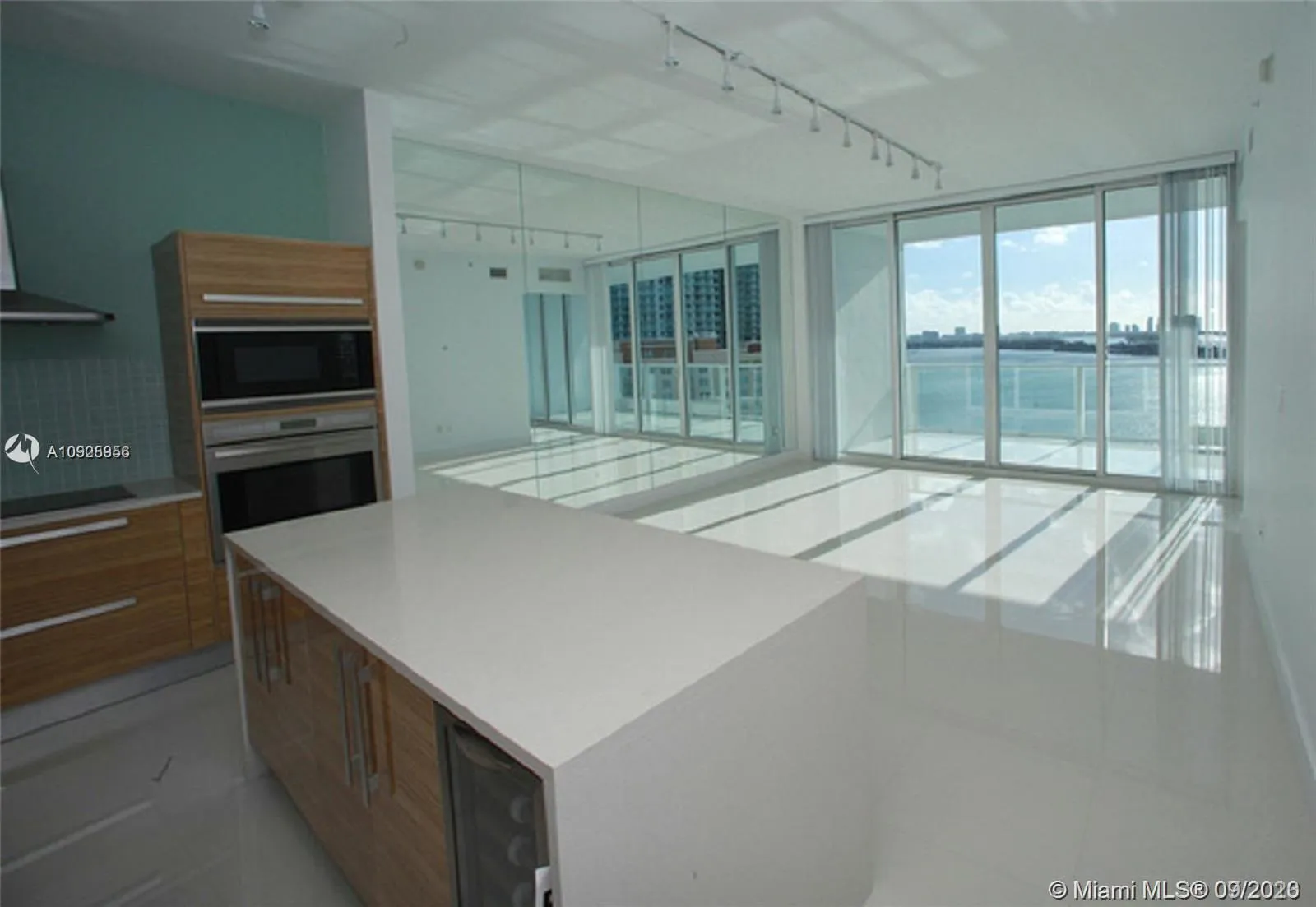 2020 N Bayshore Dr # 1705, Miami FL 33137