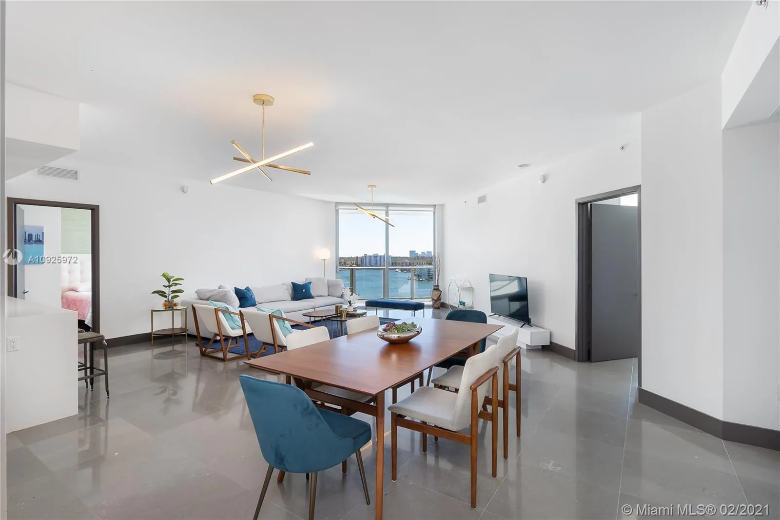 17111 Biscayne Blvd # 1004, Aventura FL 33160