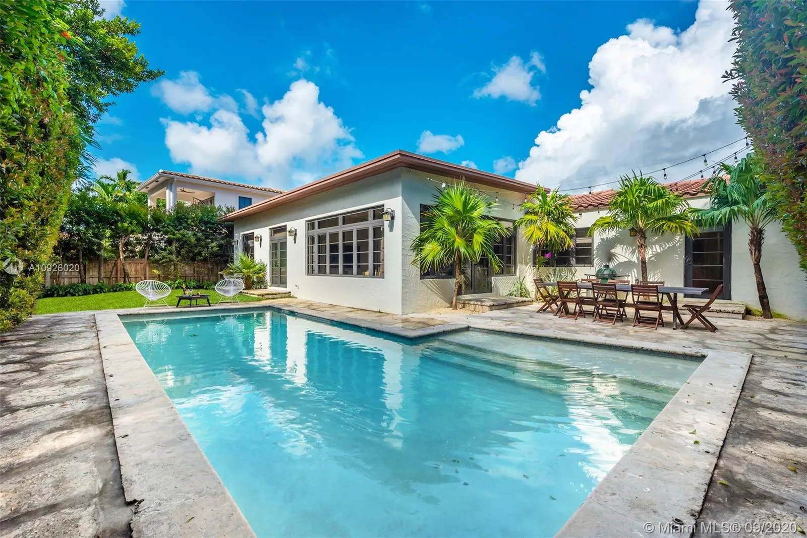 4363 Nautilus Dr, Miami Beach FL 33140