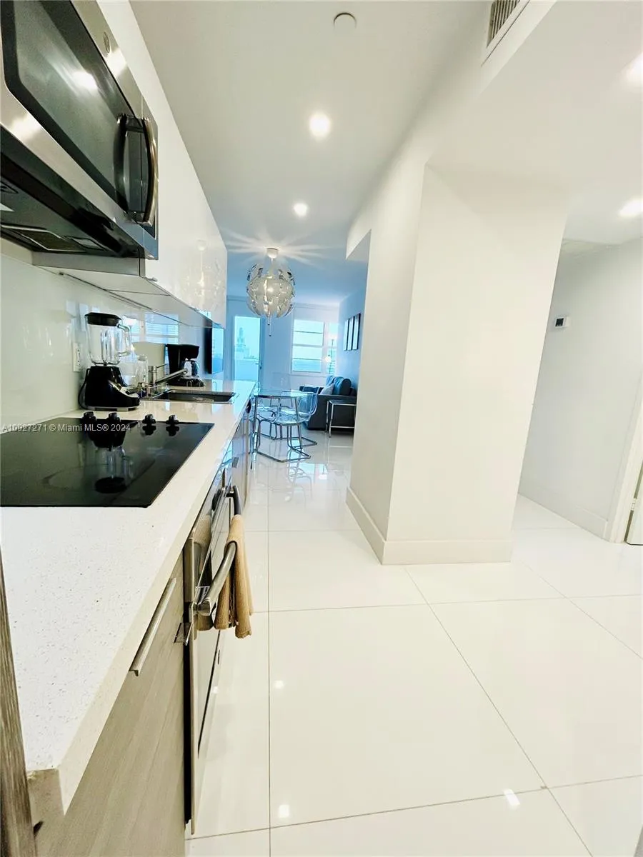 100 Lincoln Rd # 1645, Miami Beach FL 33139