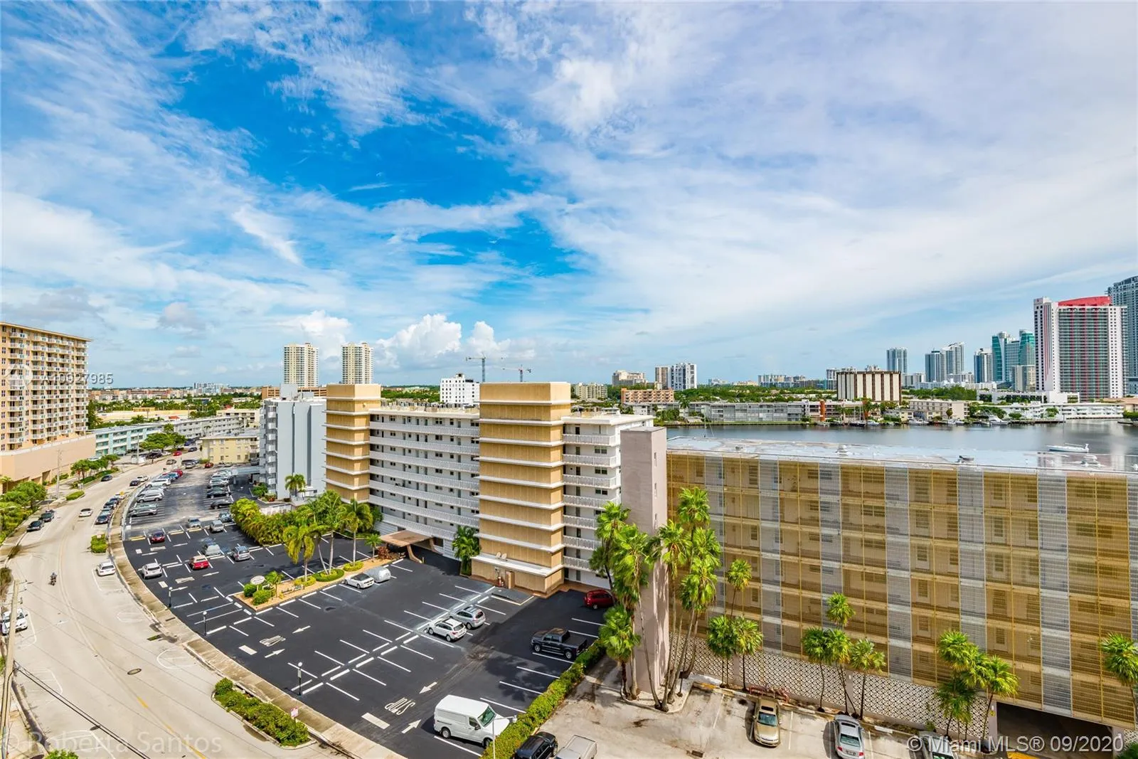 401 Golden Isles Dr # 1015, Hallandale Beach FL 33009