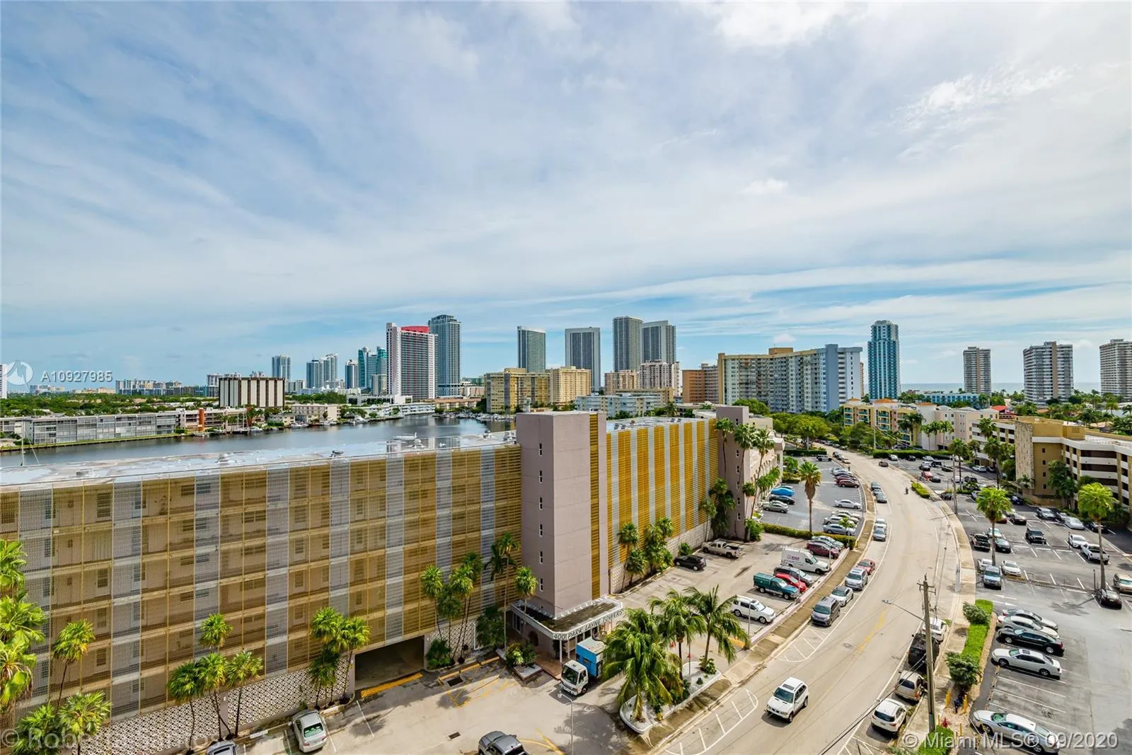 401 Golden Isles Dr # 1015, Hallandale Beach FL 33009
