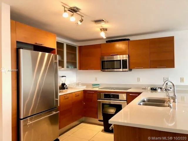 3250 NE 1st Ave # 905, Miami FL 33137