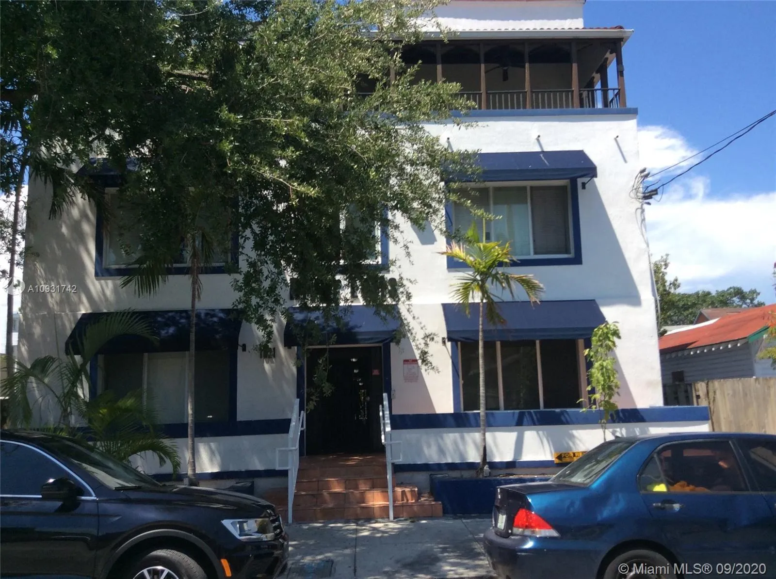 2 bedroom 1 bath for sale at 1021 NW 3rd St # 305, Miami FL 33128