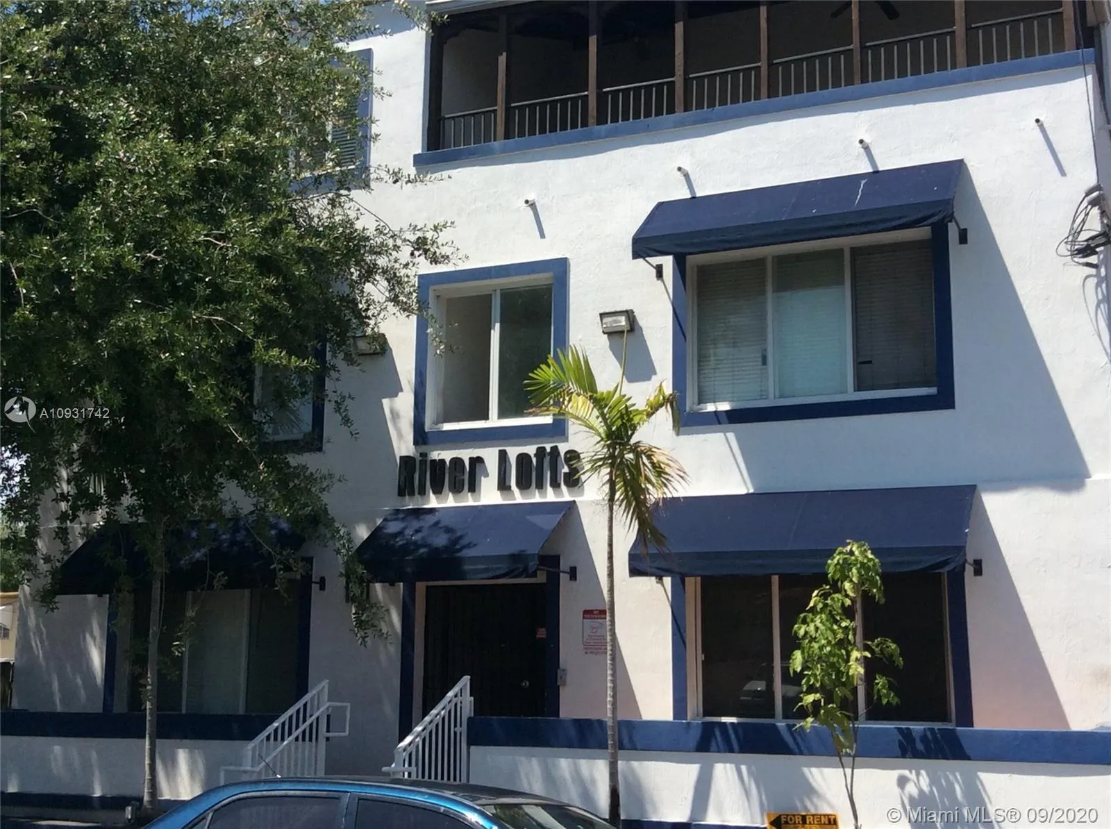 1021 NW 3rd St # 305, Miami FL 33128