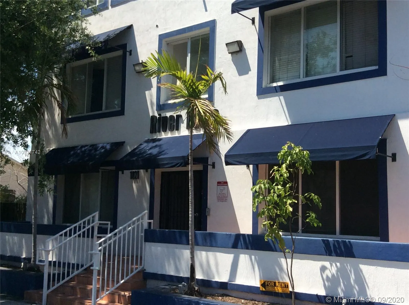 1021 NW 3rd St # 305, Miami FL 33128