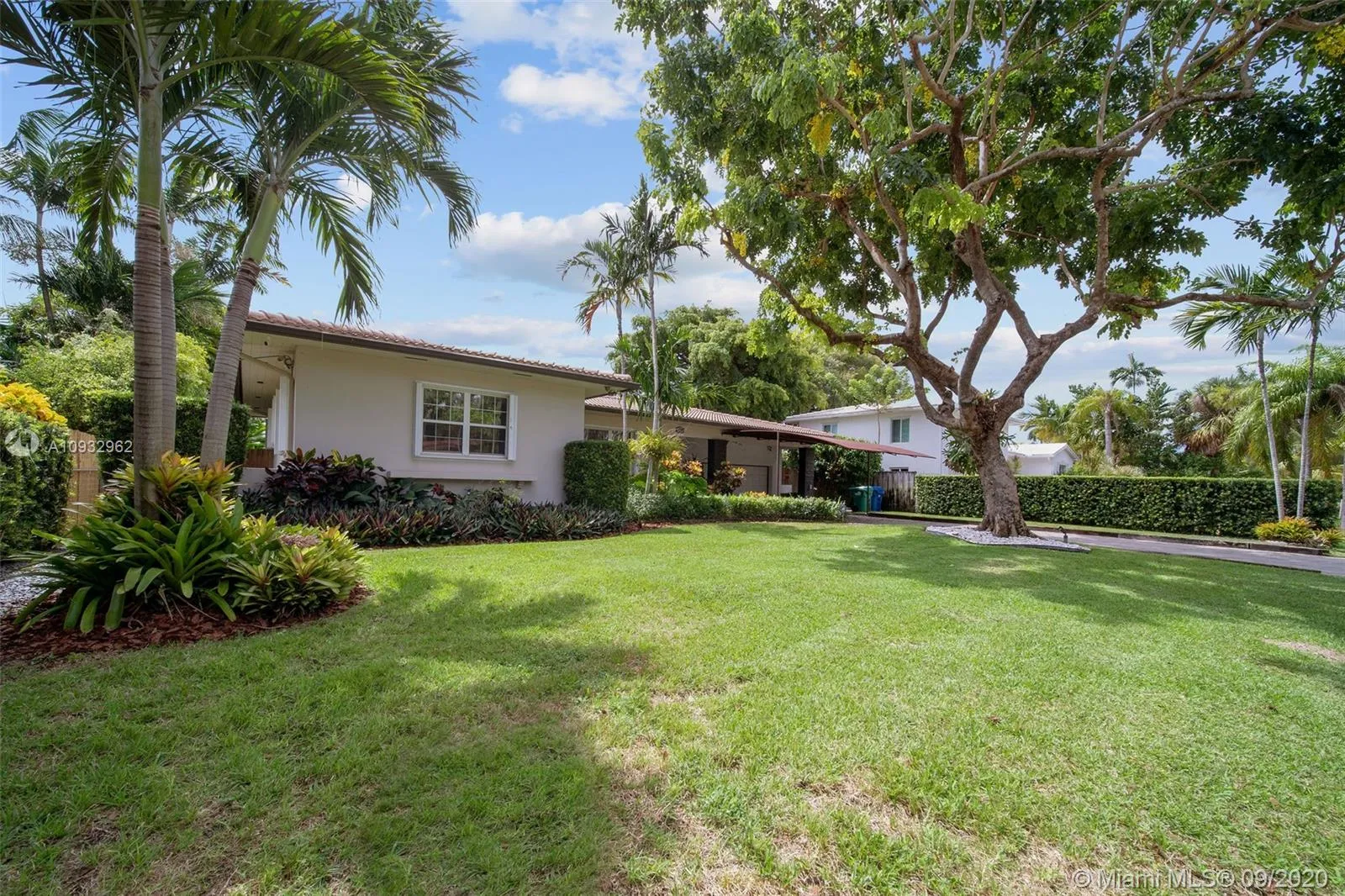 1136 NE 88th St, Miami FL 33138