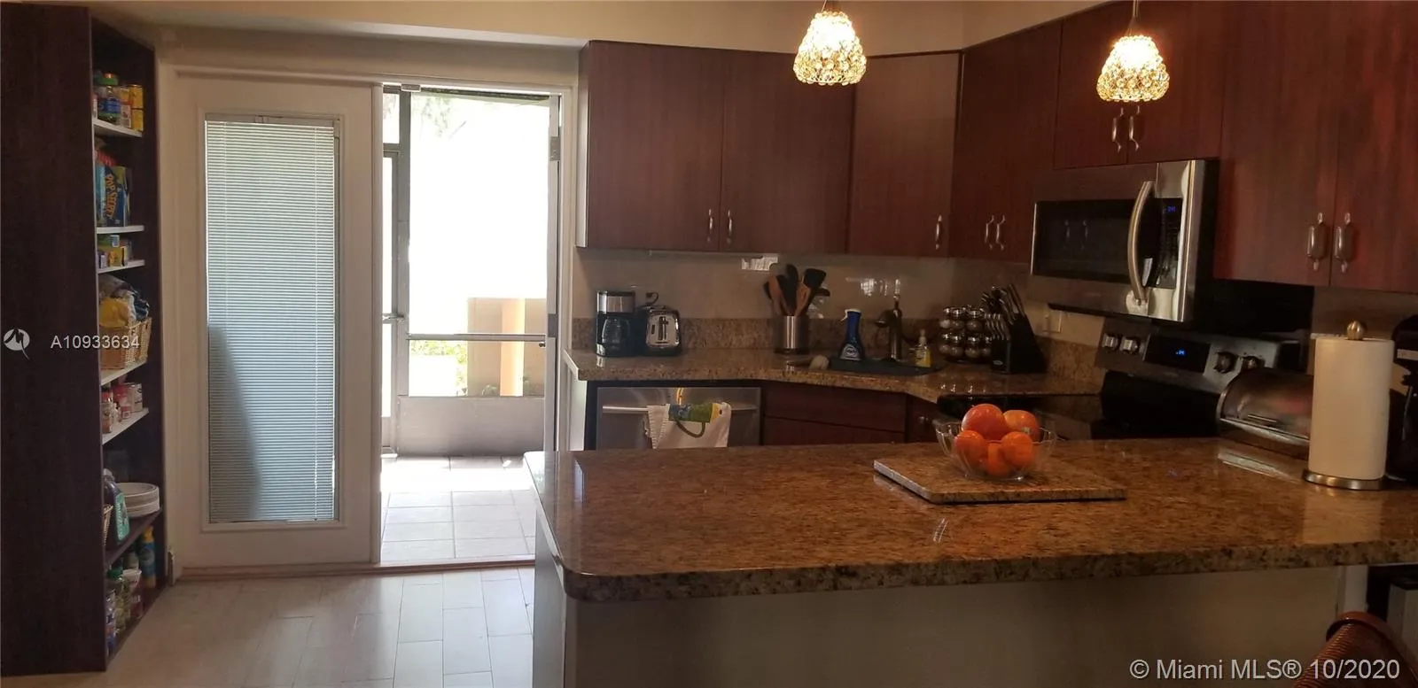 3 bedroom 2 bath for sale at 64 Wimbledon Lake Dr # 64, Plantation FL 33324