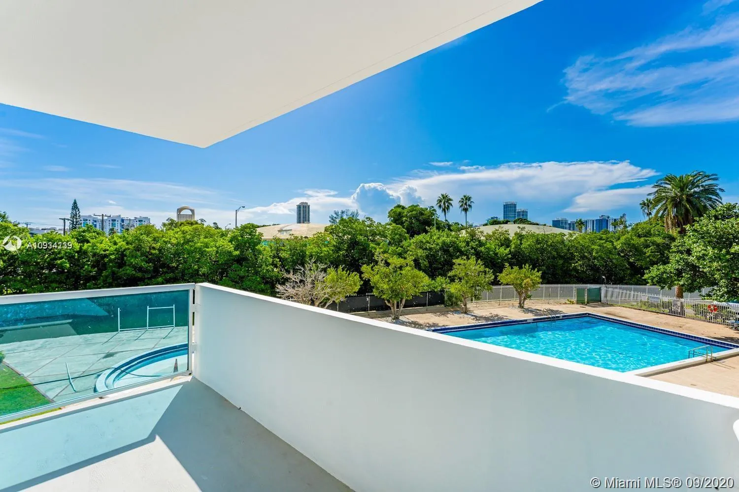 2 bedroom 2 bath for sale at 7441 Wayne Ave # 2K, Miami Beach FL 33141