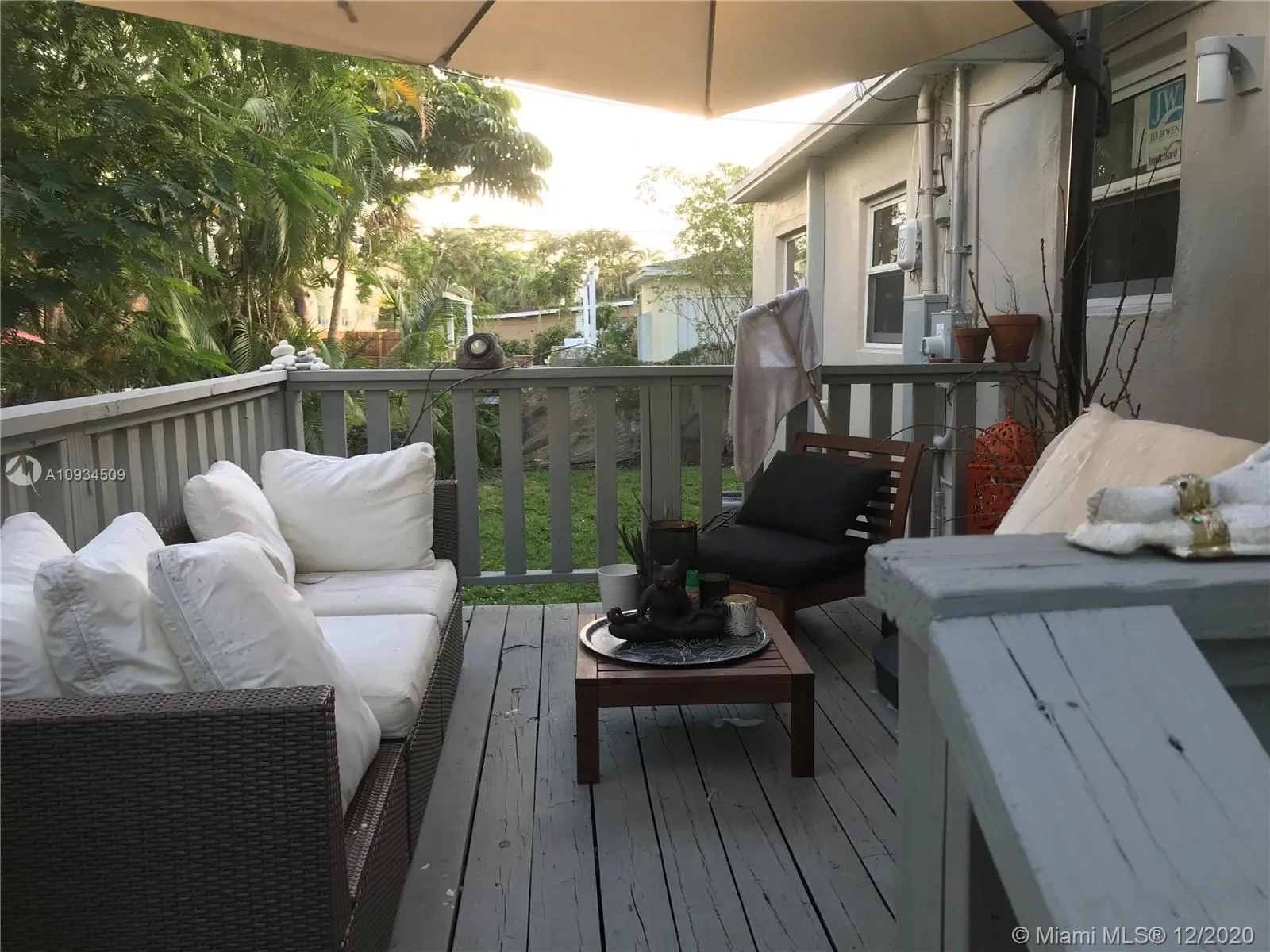 3 bedroom 1 bath for rent at 825 N 26th Ave, Hollywood FL 33020
