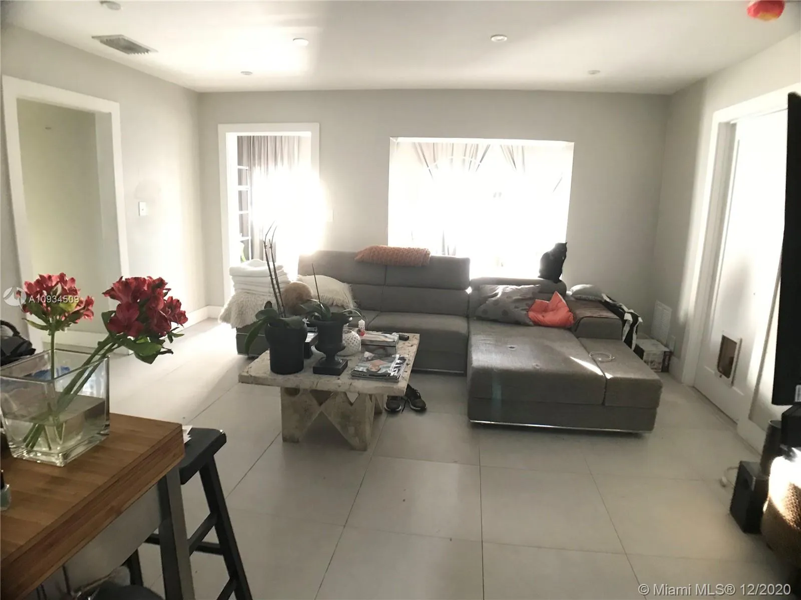 825 N 26th Ave, Hollywood FL 33020