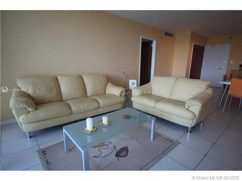 2 bedroom 2 bath for rent at 5161 COLLINS AV # 508, Miami Beach FL 33140