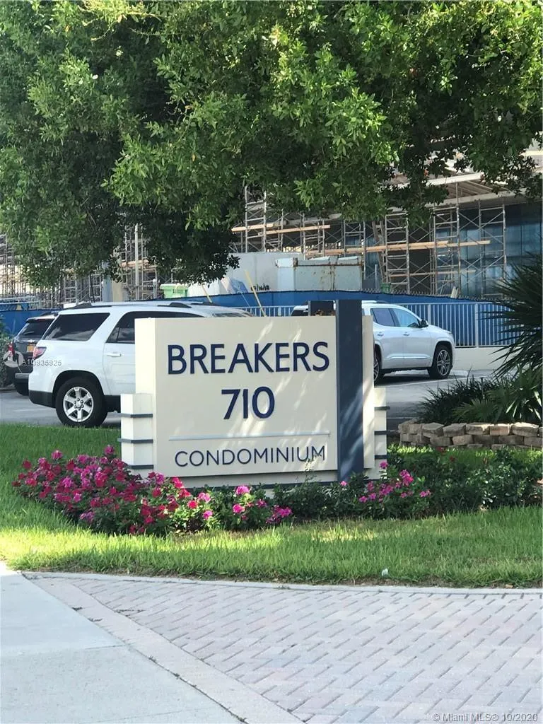 710 N Ocean Blvd # 202, Pompano Beach FL 33062