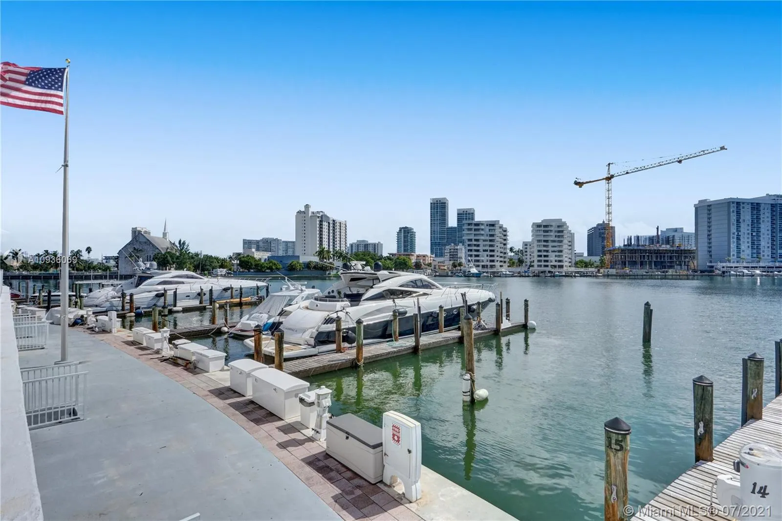 900 Bay Dr # 122, Miami Beach FL 33141
