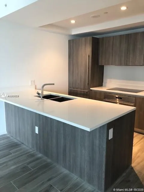 801 S Miami Ave # 1808, Miami FL 33130
