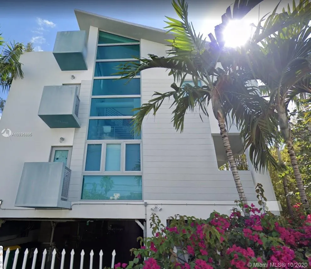 4 bedroom 4 bath for sale at 734 Michigan Ave # 6, Miami Beach FL 33139