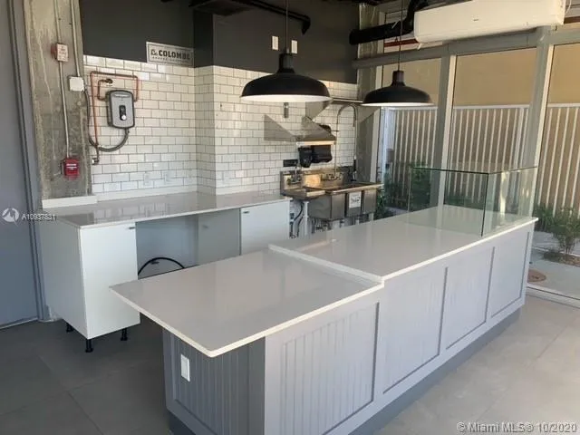 538 Meridian Ave, Miami Beach FL 33139