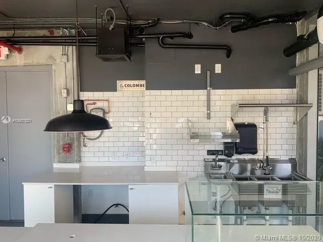538 Meridian Ave, Miami Beach FL 33139