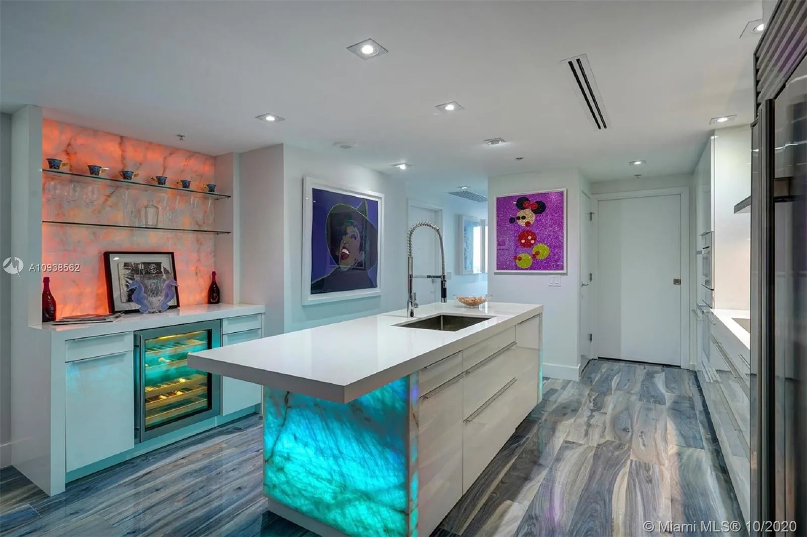 3801 Collins Ave # 1104, Miami Beach FL 33140