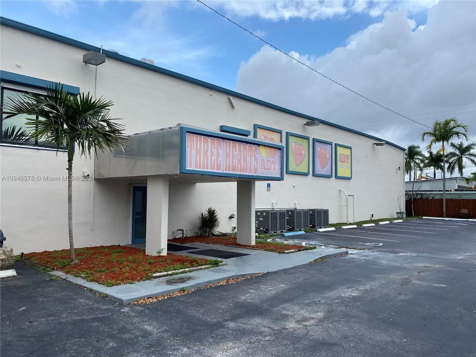 for sale at 2055 Liberty St, Hollywood FL 33020