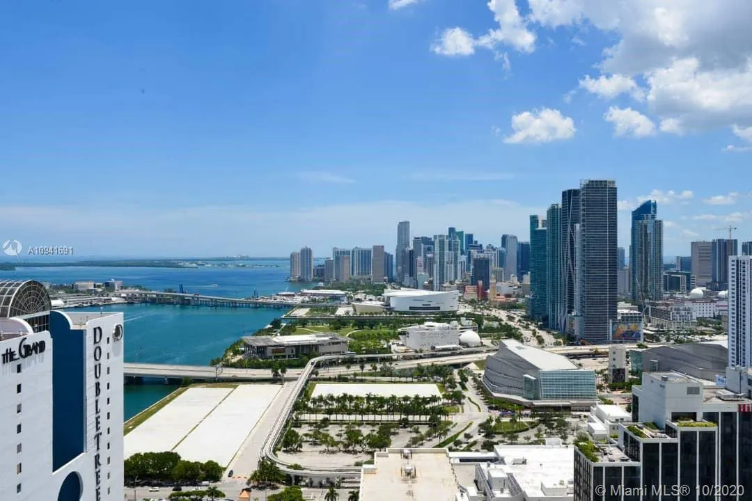 2 bedroom 2 bath for sale at 1750 N Bayshore Dr # 4414, Miami FL 33132