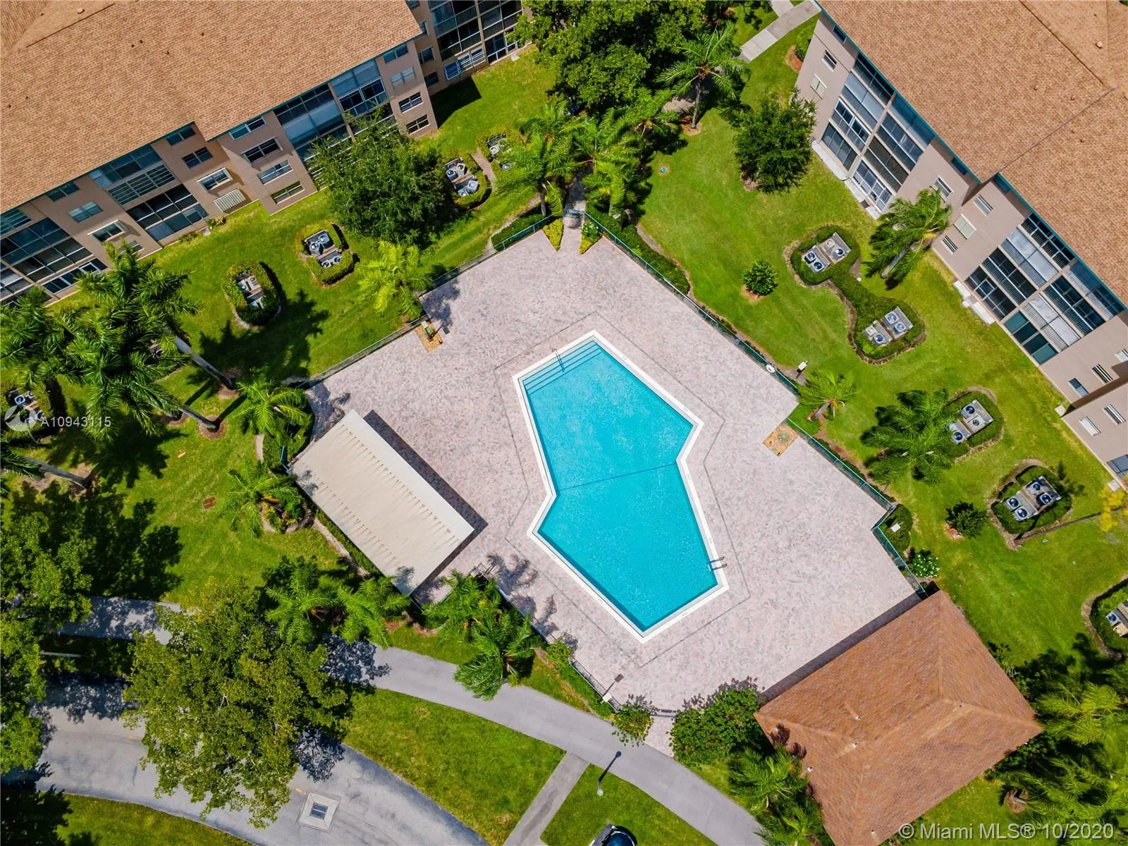 650 SW 124th Ter # 204P, Pembroke Pines FL 33027