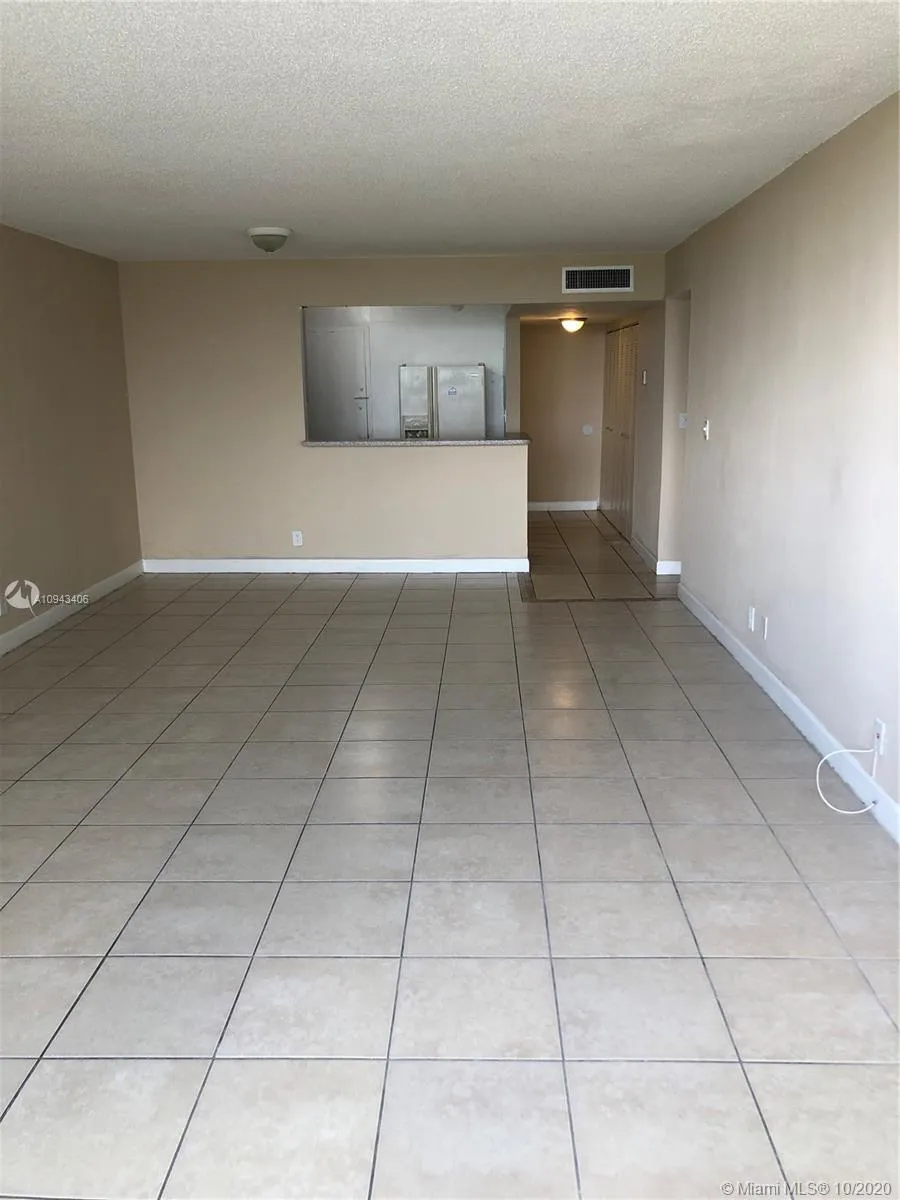 3 bedroom 2 bath for rent at 9143 SW 77th Ave # B802, Miami FL 33156