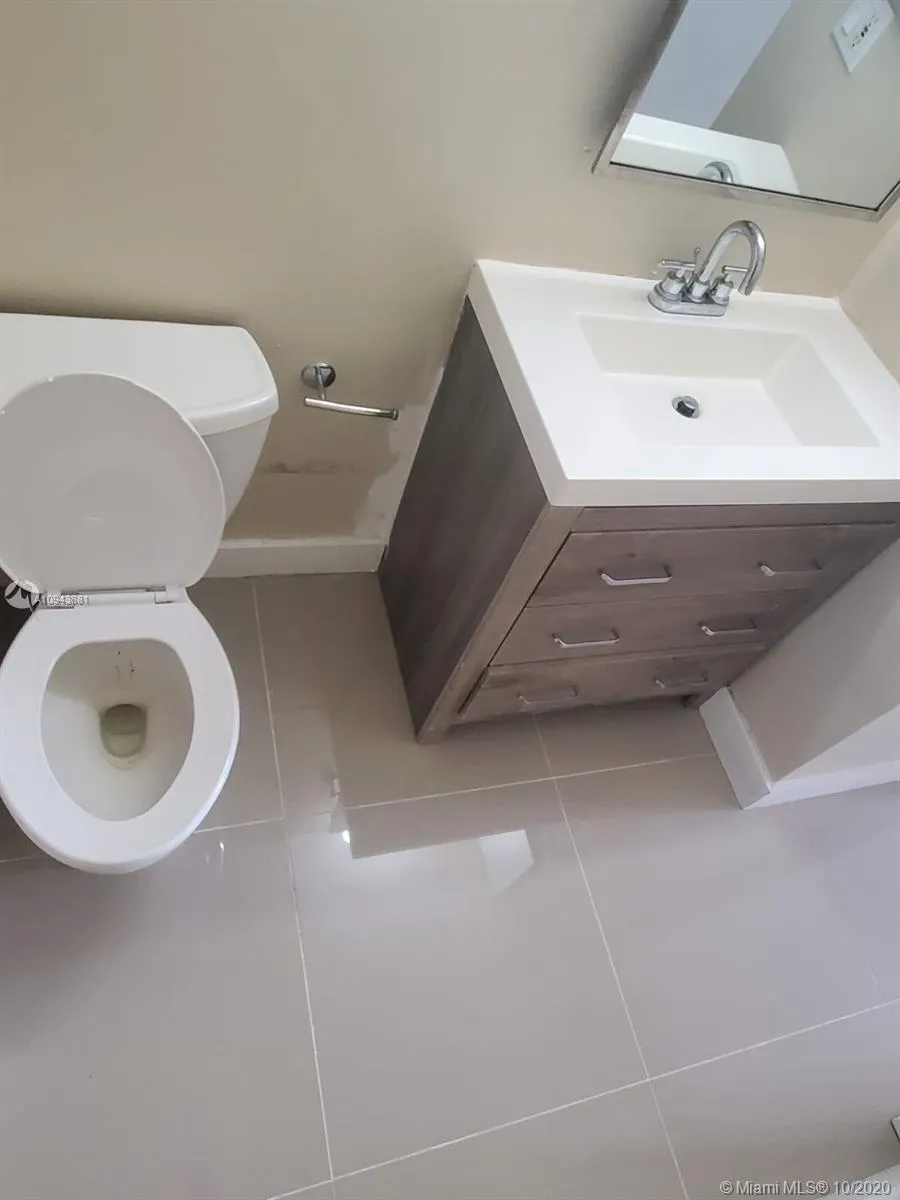 13499 Biscayne Blvd # 805, North Miami FL 33181