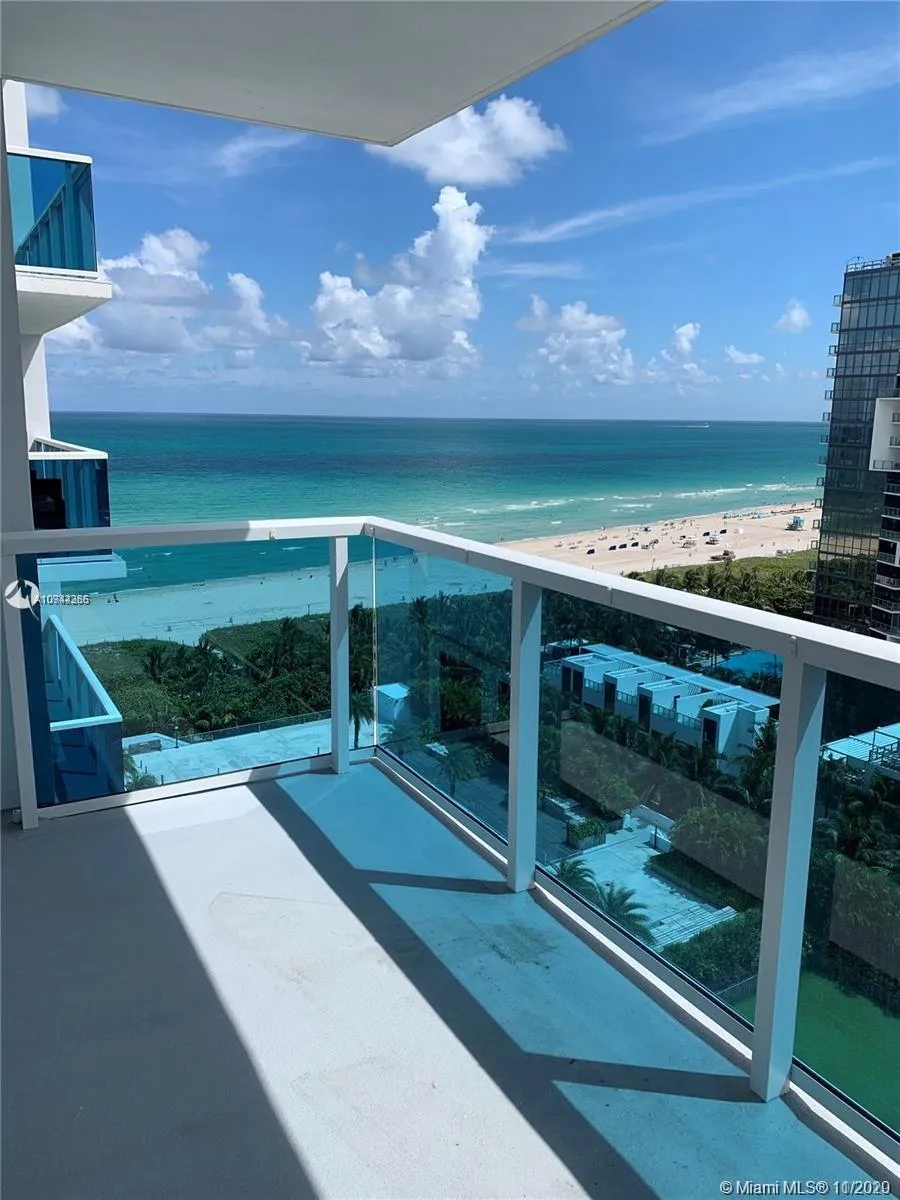 1 bedroom 1 bath for sale at 2301 Collins Ave # 1502, Miami Beach FL 33139