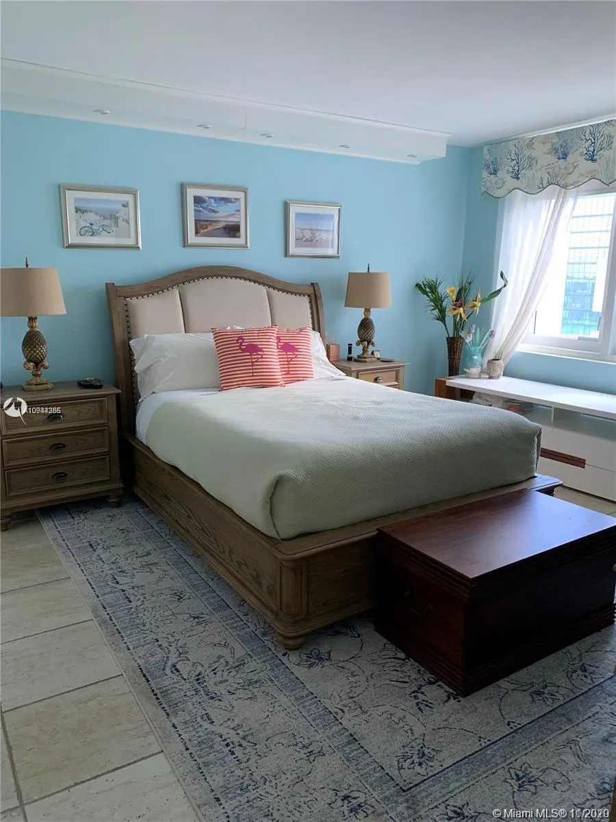 2301 Collins Ave # 1502, Miami Beach FL 33139