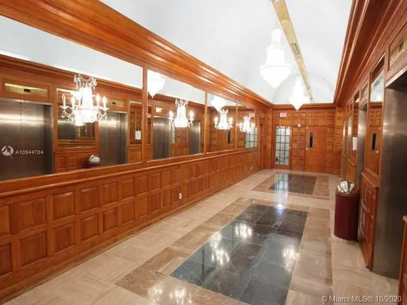 5445 Collins Ave # 403, Miami Beach FL 33140