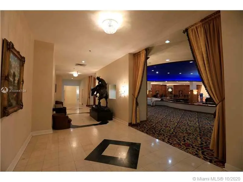 5445 Collins Ave # 403, Miami Beach FL 33140