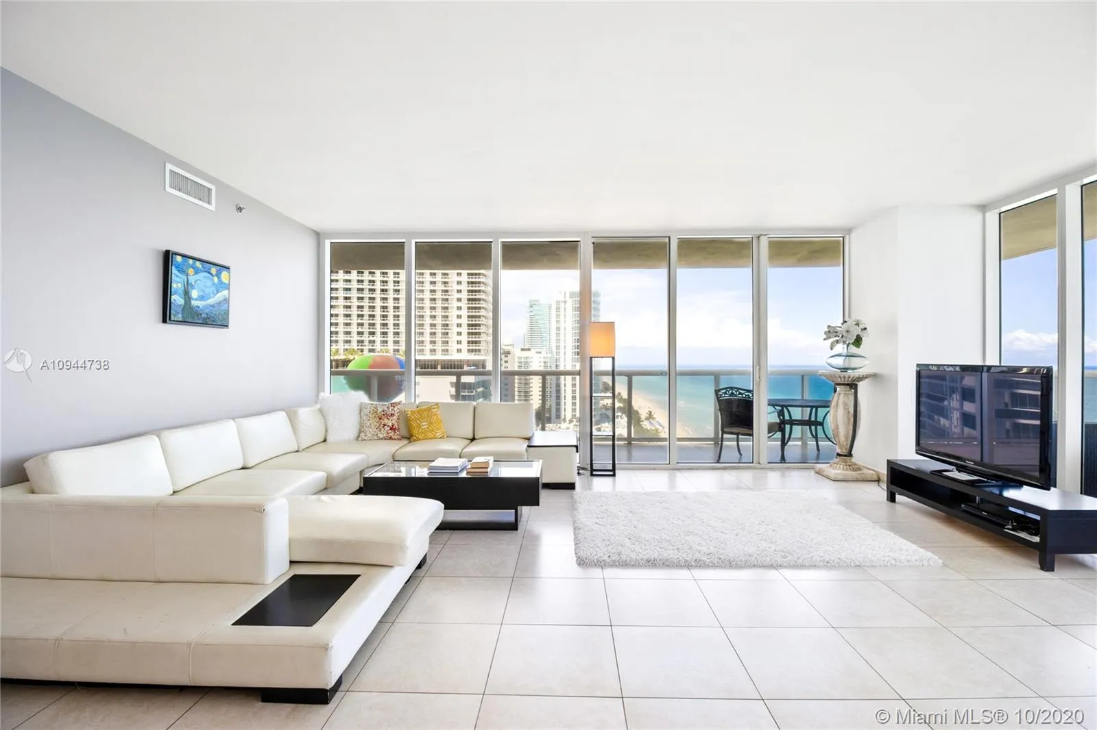1830 S Ocean Dr # 1501, Hallandale Beach FL 33009
