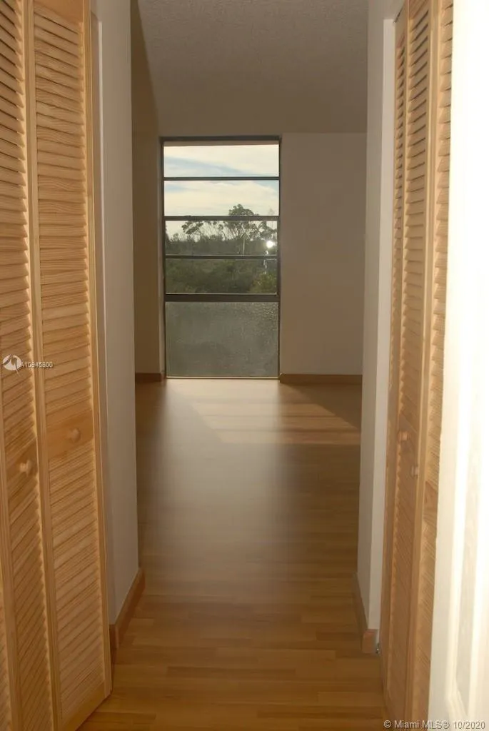 2 bedroom 2 bath for sale at 16851 NE 23rd Ave # 614, North Miami Beach FL 33160