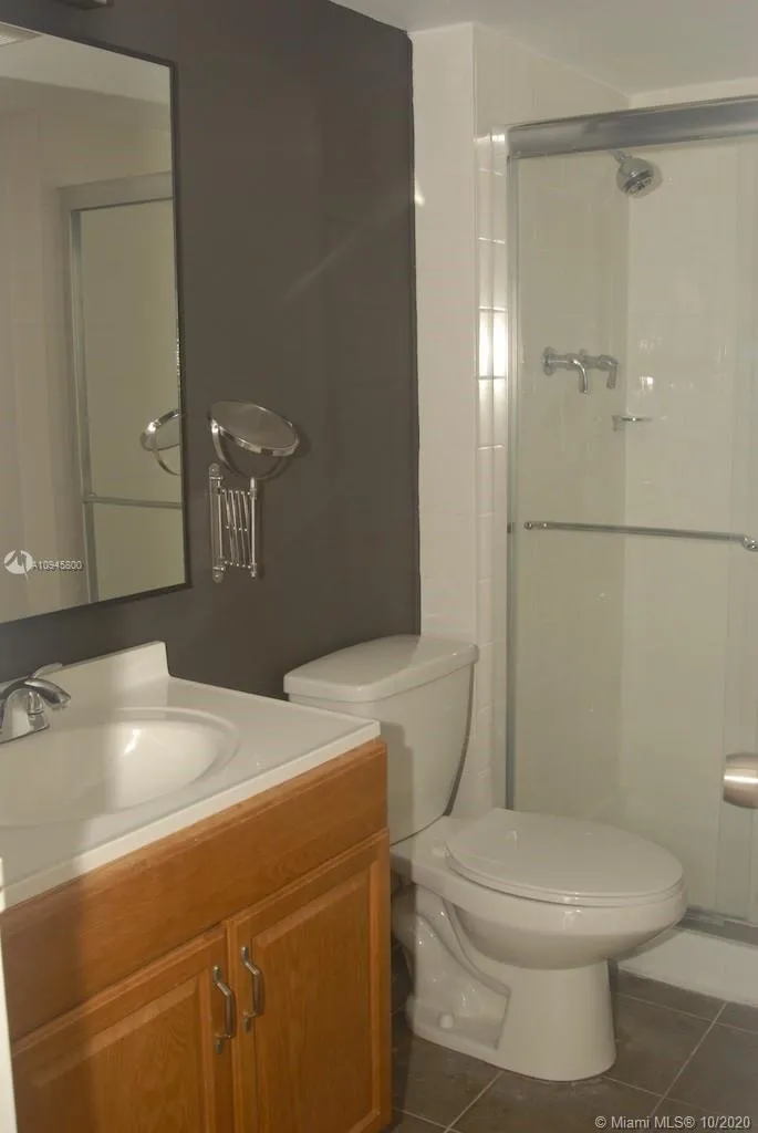 16851 NE 23rd Ave # 614, North Miami Beach FL 33160
