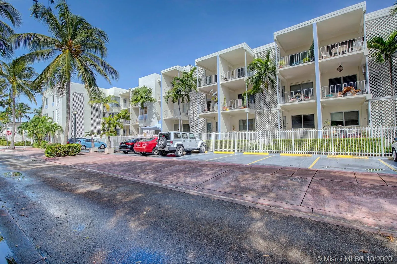 1 bath for sale at 641 Espanola Way # 24, Miami Beach FL 33139