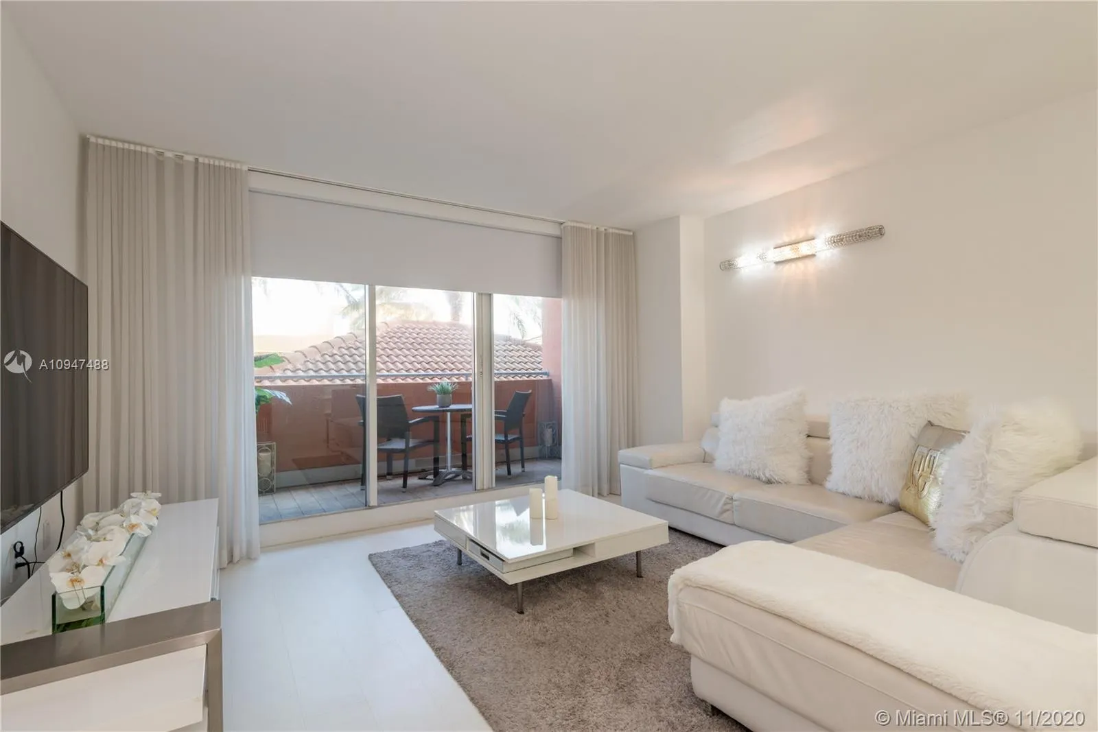 90 Alton Rd # 307, Miami Beach FL 33139