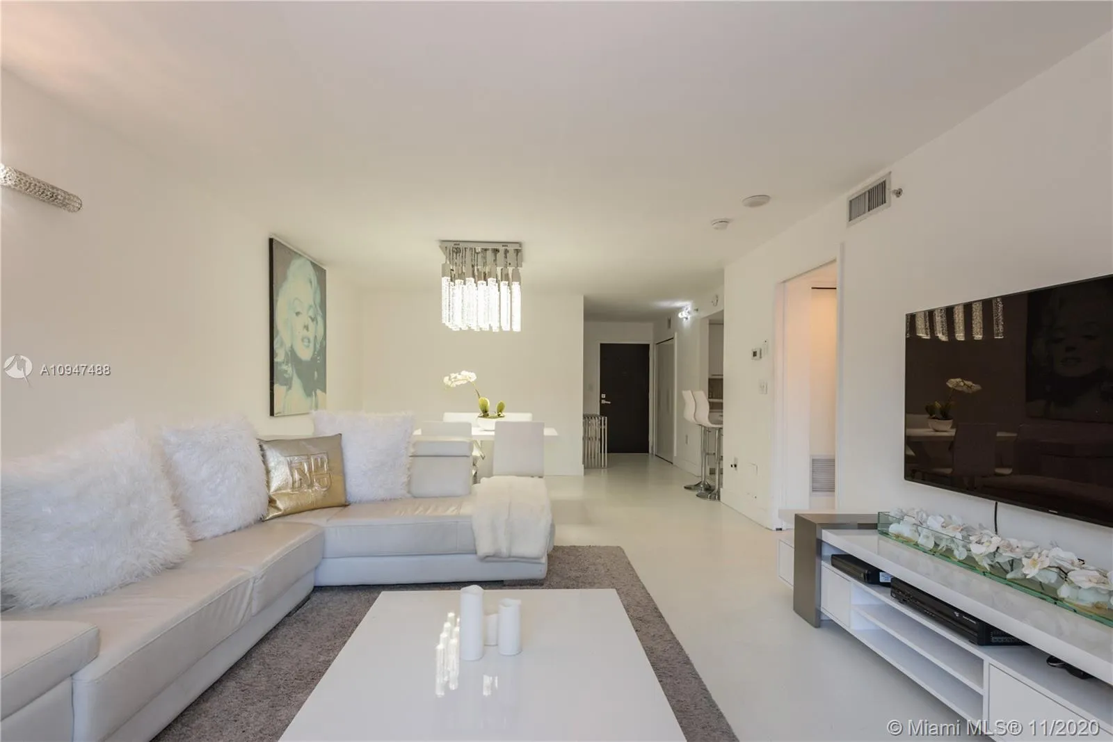 90 Alton Rd # 307, Miami Beach FL 33139