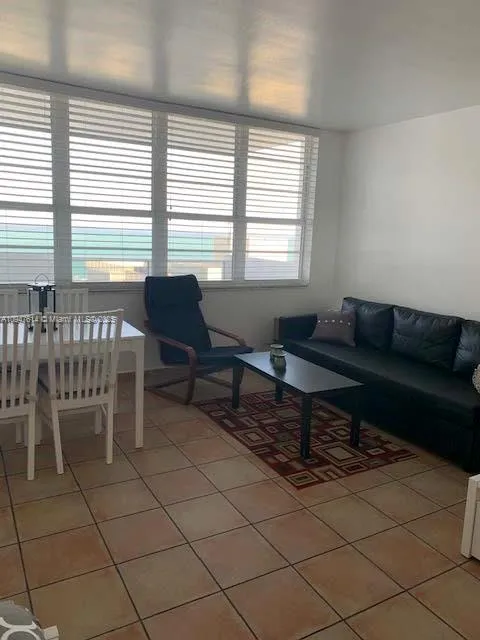 1 bath for rent at 100 Lincoln Rd # 1219, Miami Beach FL 33139