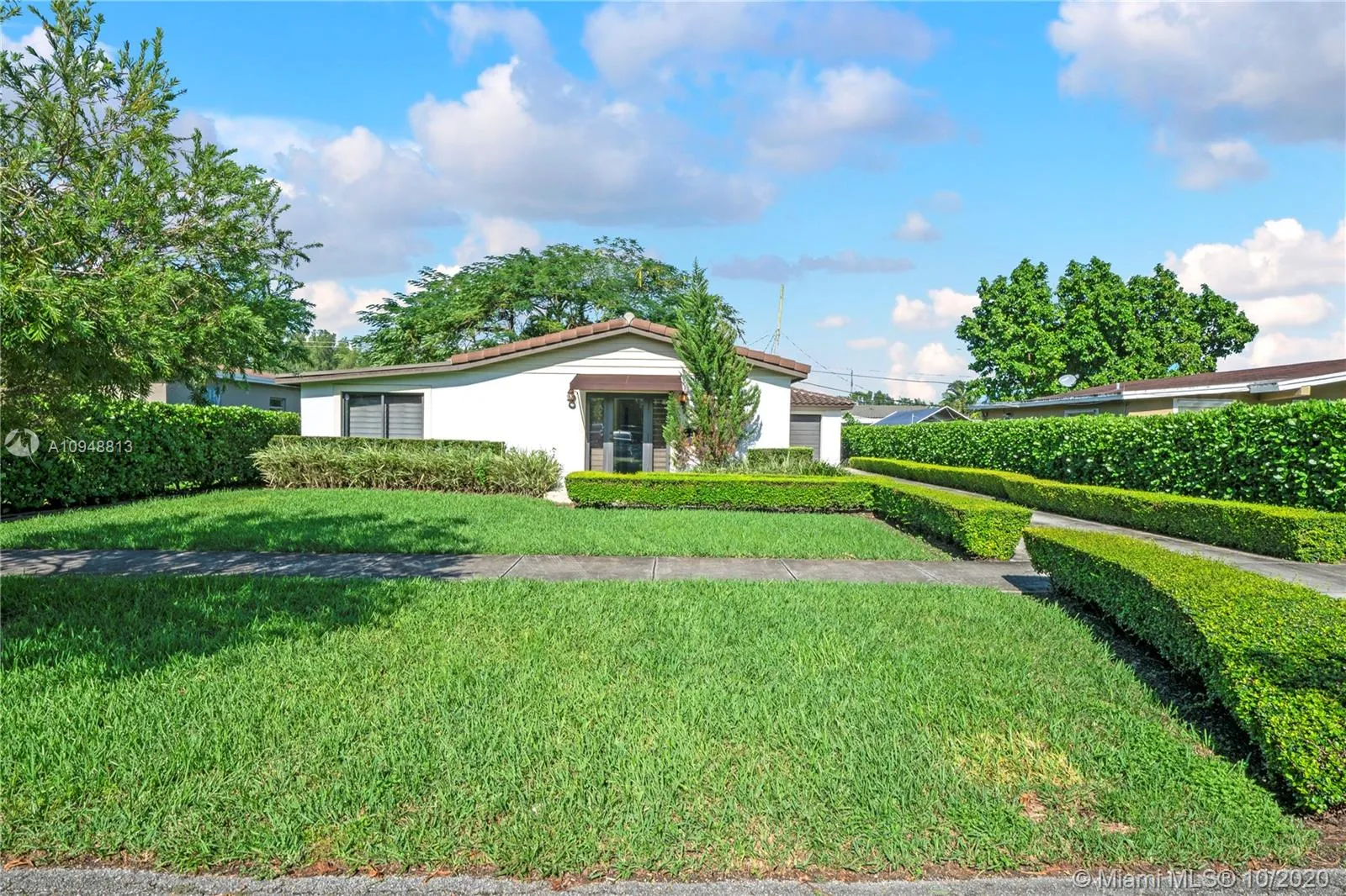 4 bedroom 3 bath for rent at 7425 SW 34th St Rd, Miami FL 33155