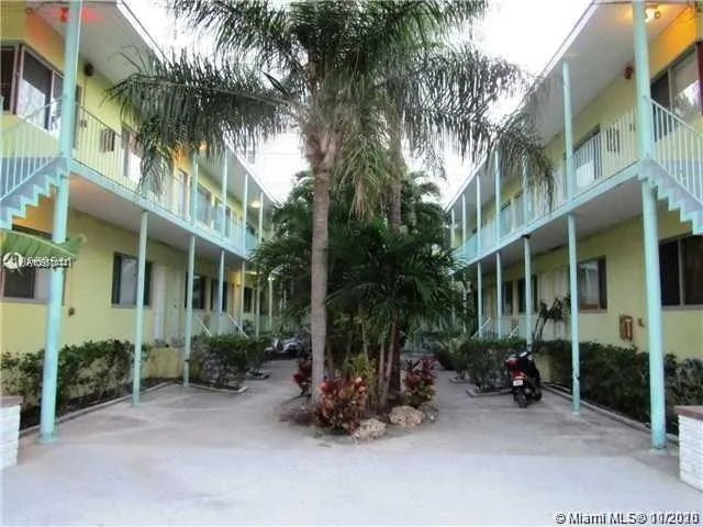 1 bedroom 1 bath for sale at 1840 James Ave # 8, Miami Beach FL 33139