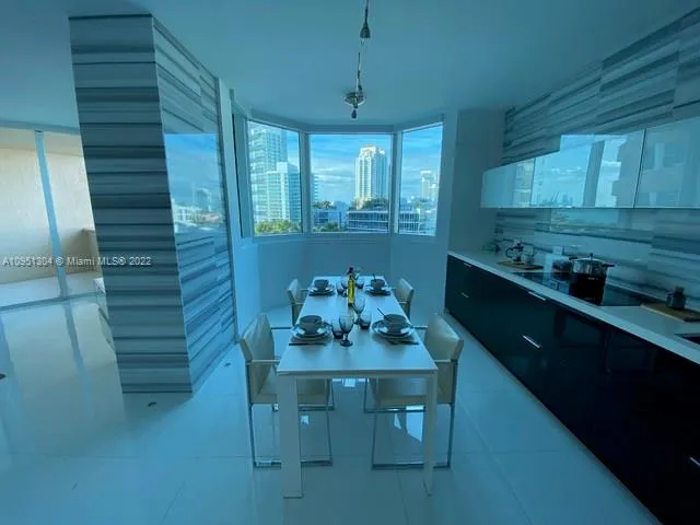 300 S Pointe Dr # 806, Miami Beach FL 33139