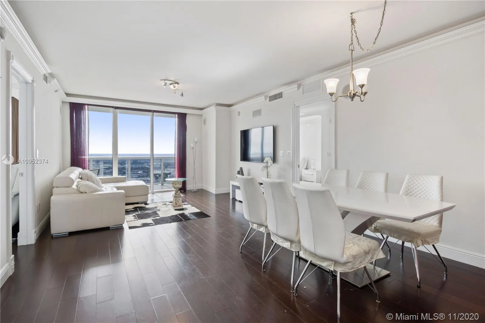 3 bedroom 3 bath for sale at 1800 S Ocean Dr # 3607, Hallandale Beach FL 33009