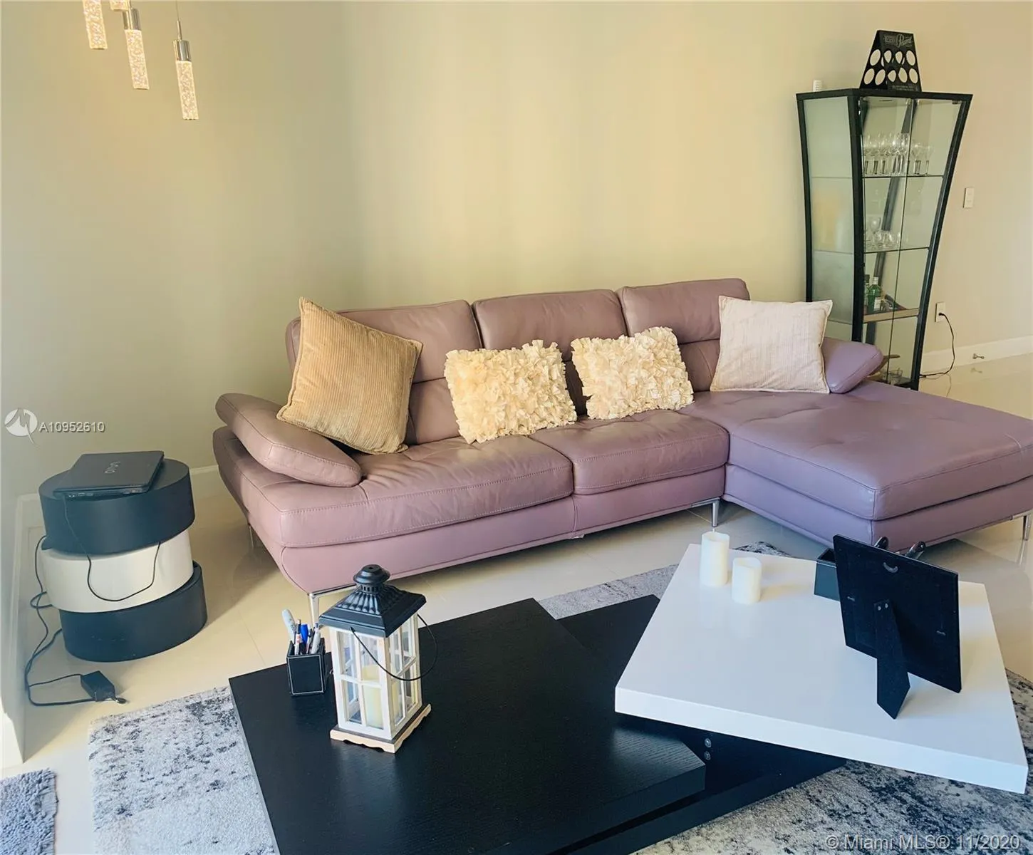 1200 Brickell Bay Dr # 1402, Miami FL 33131
