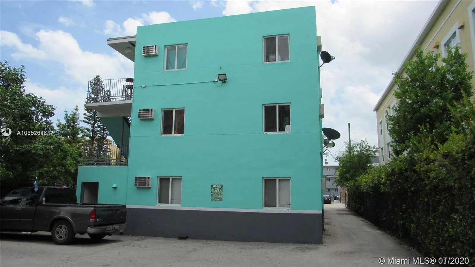 535 NW 7th St # 11, Miami FL 33136